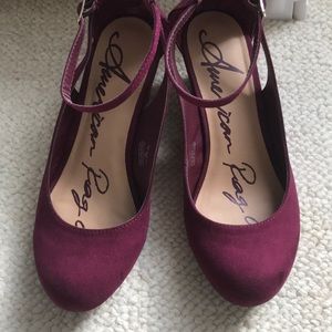 American Rag wedge heels (wide)